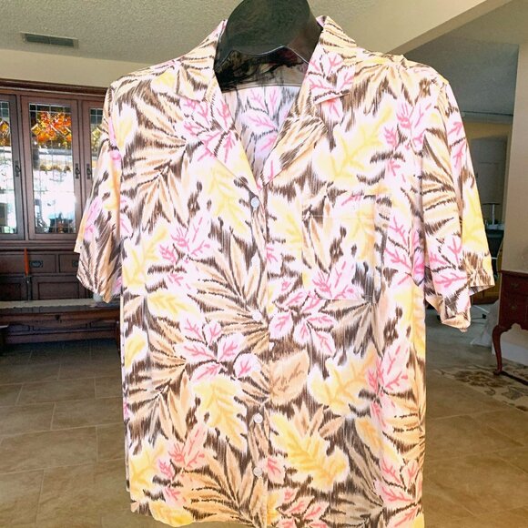 EUC Pappagallo Floral Collared, Button Front, Short Sleeved Blouse size 1X - Picture 4 of 6